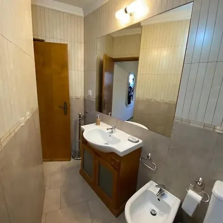Casa Eva E Eduardo Дом отдыха Маседу-ди-Кавалейруш